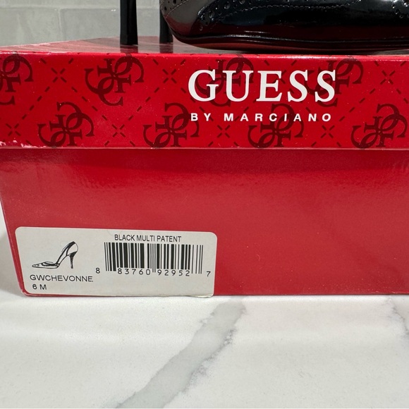 NEW IN BOX Guess by Marciano Chevonne Black and Gray Patent Heels - Picture 2 of 7